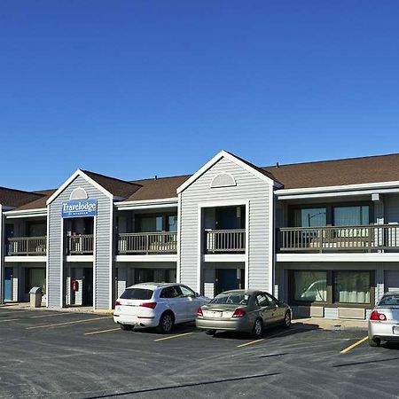 Travelodge By Wyndham Appleton Bagian luar foto